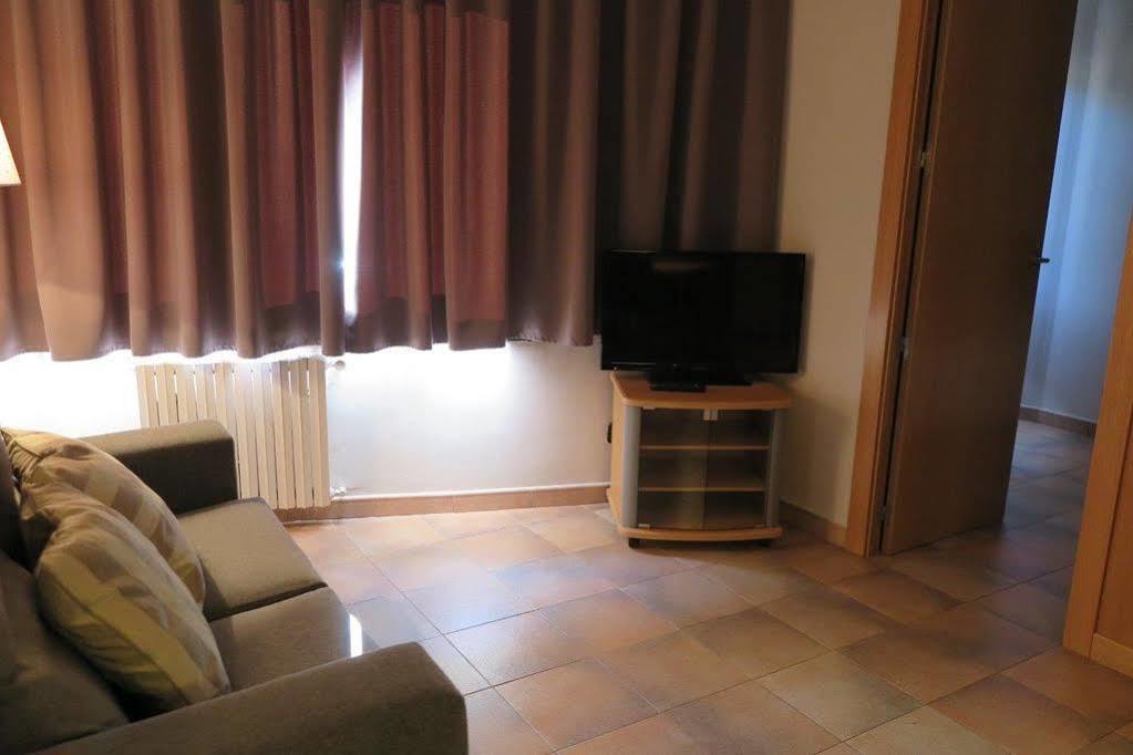 אנדורה לה ולה Aparthotel El Serch מראה חיצוני תמונה